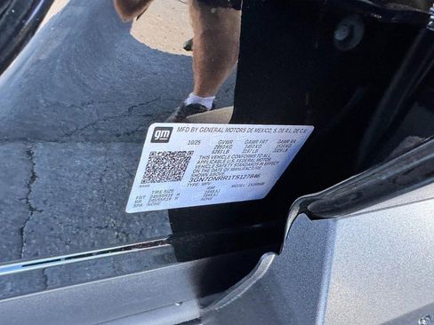 New 2026 Chevrolet Equinox EV LT image 16