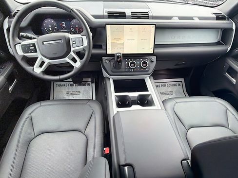 New 2026 Land Rover Defender 110 X-Dynamic SE AWD/4WD image 16