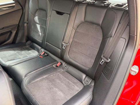 Used 2018 Porsche Macan GTS image 26