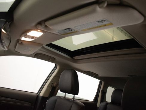 Used 2019 Mitsubishi Outlander AWD image 21