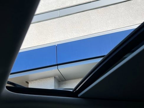 Used 2023 Honda Pilot Elite image 22