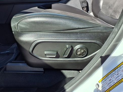 Certified 2023 Jeep Grand Cherokee L Laredo image 24