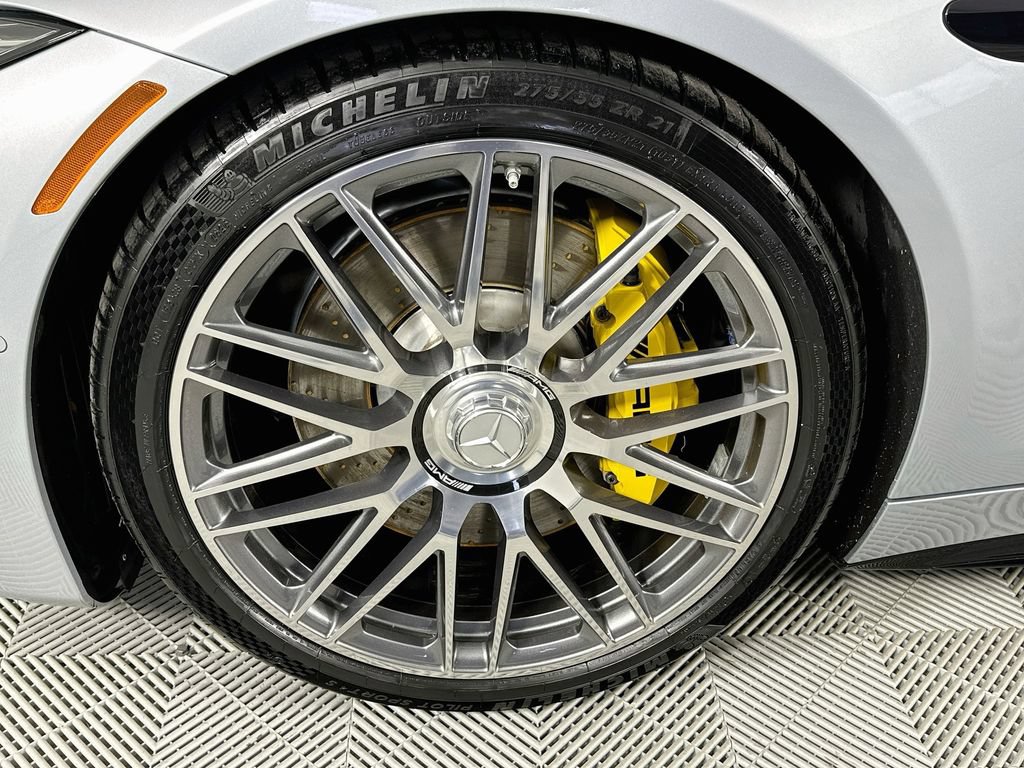 Certified 2023 Mercedes-Benz SL 63 AMG 4MATIC w/ Driver Assistance Package image 30