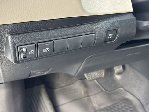 New 2026 Toyota Corolla LE image 11