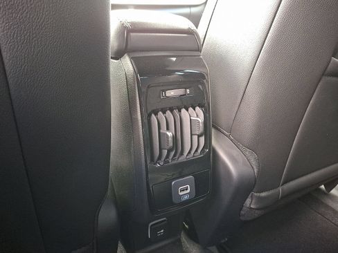 New 2026 Jeep Compass Limited w/ Mopar Graphics Package AWD/4WD image 7