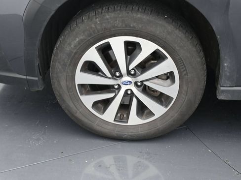 Used 2025 Subaru Outback Premium w/ Popular Package #1 AWD/4WD image 12