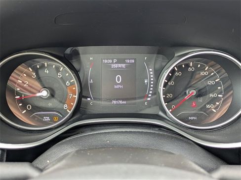 Used 2020 Jeep Compass Latitude image 29