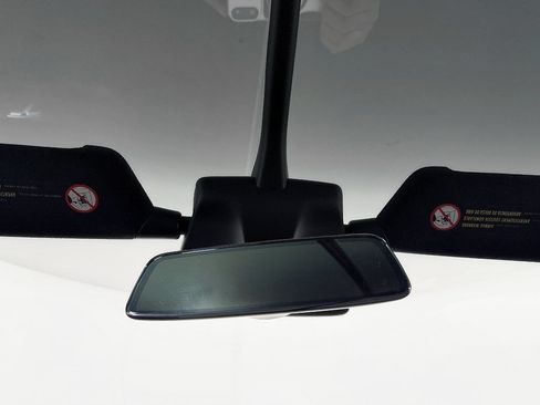 Used 2018 Tesla Model X 75D AWD/4WD image 59