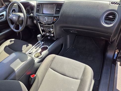 Used 2019 Nissan Pathfinder SV AWD/4WD image 15