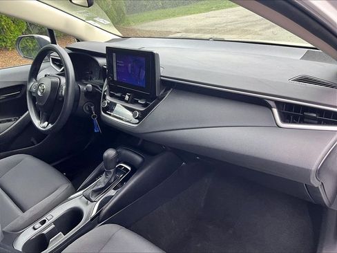 Used 2024 Toyota Corolla LE FWD image 14