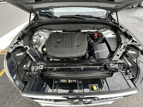 Certified 2023 Volvo XC60 B5 Core w/ Climate Package image 14