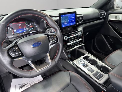 Used 2023 Ford Explorer ST-Line w/ Class IV Trailer Tow Package RWD image 6