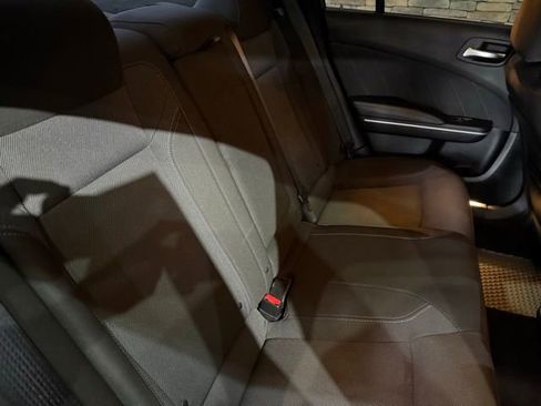 Used 2017 Dodge Charger SXT AWD/4WD image 35