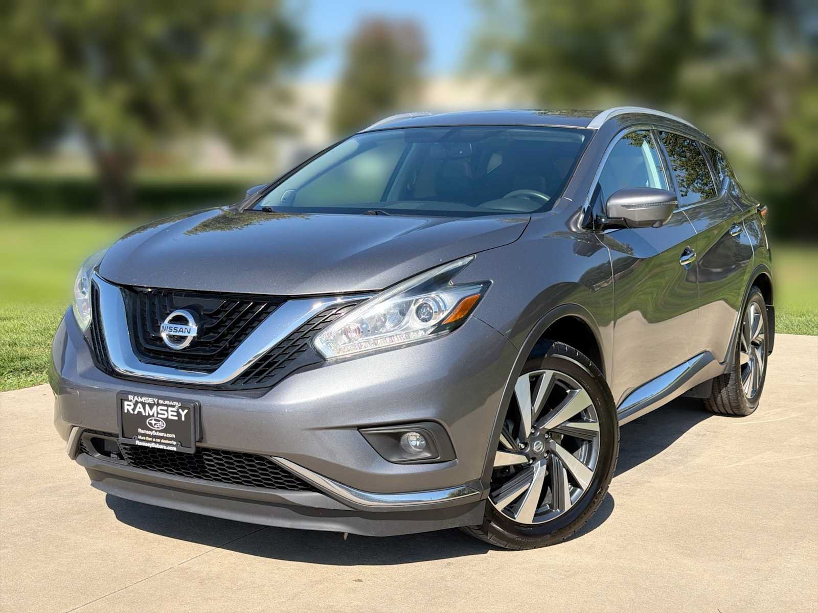 Used 2017 Nissan Murano Platinum w/ Platinum Technology Package AWD/4WD image 1