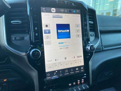 Used 2024 RAM 2500 Laramie image 29