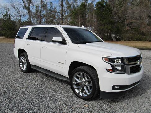 Used 2017 Chevrolet Tahoe LT image 8