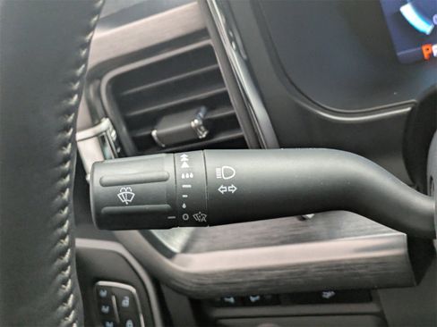 Used 2024 Ford F250 Lariat image 31