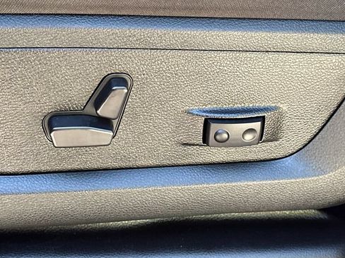 Certified 2026 RAM 2500 Big Horn AWD/4WD image 39
