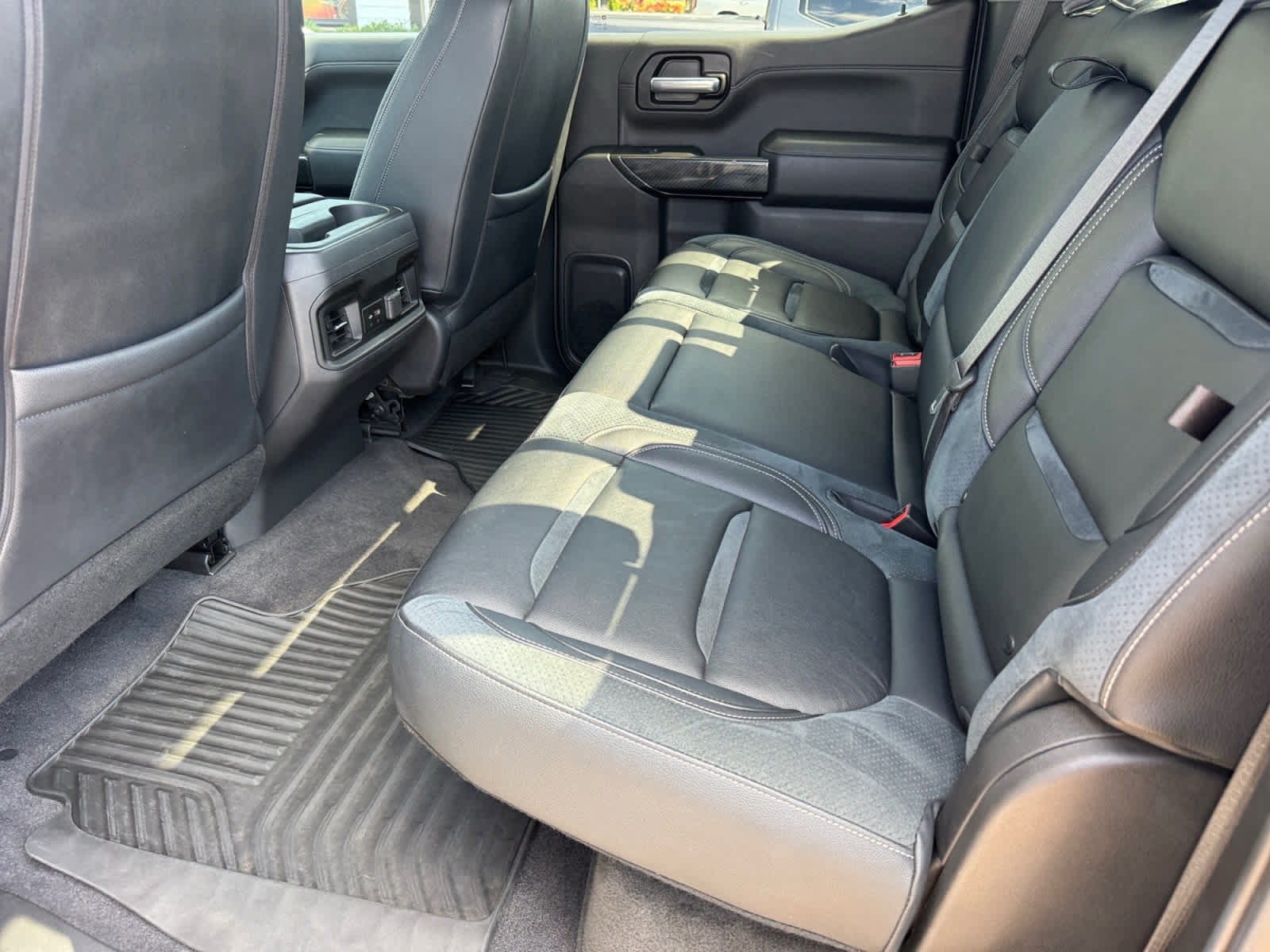 Used 2020 Chevrolet Silverado 1500 RST w/ All-Star Edition AWD/4WD image 11