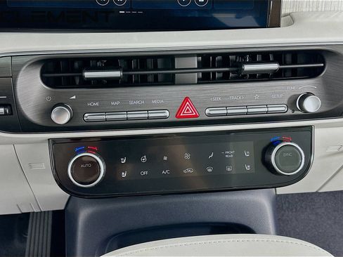 Certified 2026 Hyundai Palisade Calligraphy FWD image 22