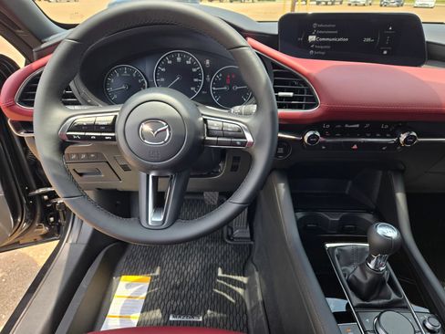 New 2026 MAZDA MAZDA3 2.5 S Hatchback w/ Premium Pkg FWD image 10
