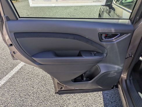 Used 2025 Subaru Forester Limited image 10