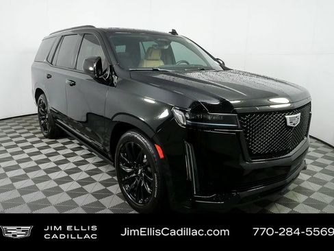 Used 2023 Cadillac Escalade Sport w/ LPO, ONYX Package image 29