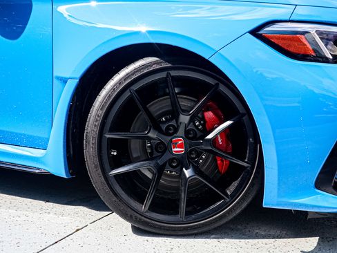 Used 2024 Honda Civic Type R image 13