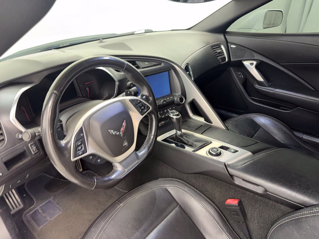 Used 2019 Chevrolet Corvette Stingray Convertible w/ Carbon Flash Badge Package RWD image 12
