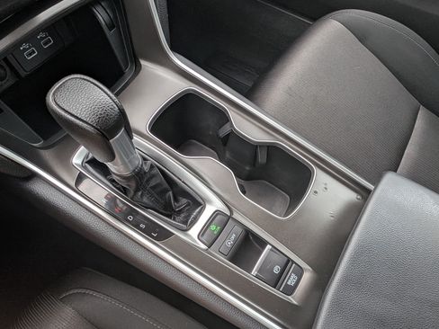 Used 2022 Honda Accord LX image 33