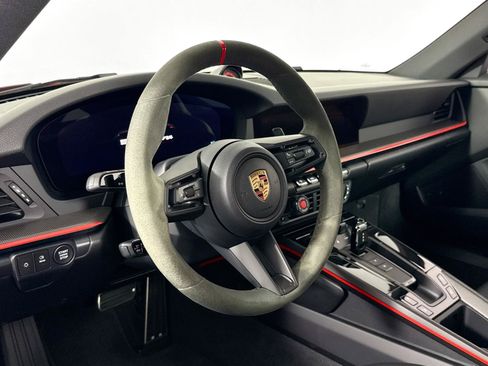 Used 2025 Porsche 911 Carrera RWD image 12