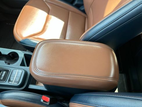Used 2022 Ford Maverick Lariat w/ Lariat Luxury Package AWD/4WD image 29