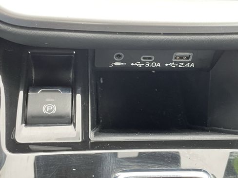 Used 2025 Subaru Legacy Premium image 25