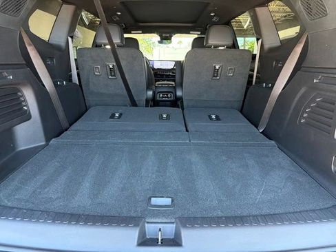 New 2026 Buick Enclave Avenir FWD image 21