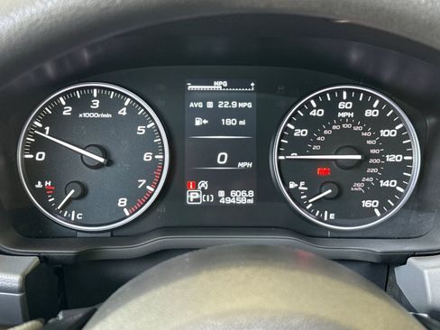 Used 2024 Subaru Crosstrek 2.0i Premium image 17