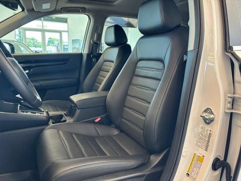 Used 2025 Honda CR-V EX-L image 12