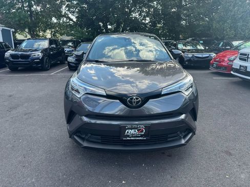 Used 2018 Toyota C-HR XLE image 8