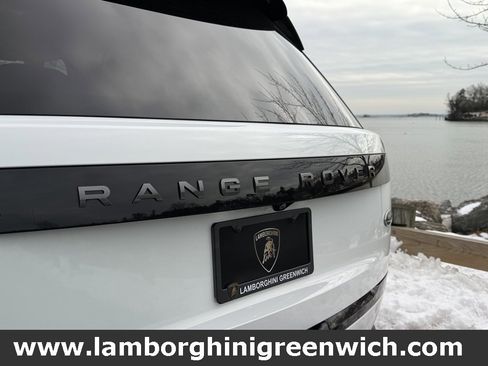 Used 2022 Land Rover Range Rover SE image 17