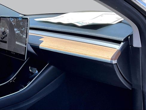 Used 2018 Tesla Model 3 Long Range RWD image 14