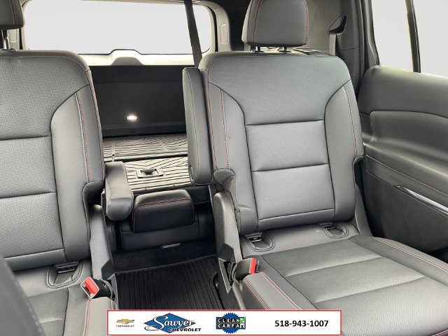 Used 2025 Chevrolet Traverse Z71 w/ LPO, Floor Liner Package AWD/4WD image 17