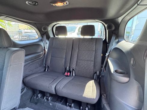 Certified 2025 Dodge Durango R/T w/ Blacktop Package AWD/4WD image 18