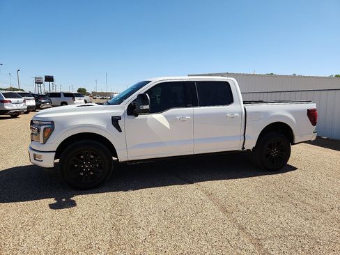 Used 2025 Ford F150 Platinum w/ FX4 Off-Road Package AWD/4WD image 2