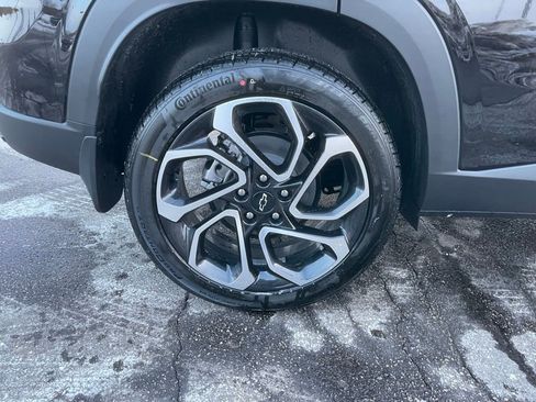 New 2026 Chevrolet Trax RS w/ Sunroof Package image 34