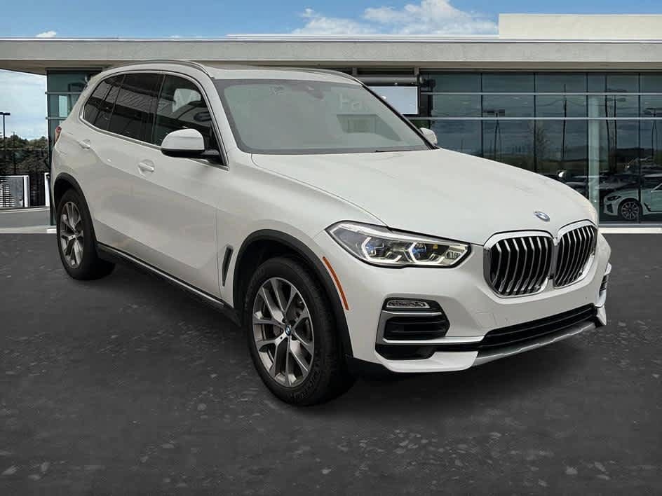 Used 2021 BMW X5 xDrive40i w/ Executive Package AWD/4WD image 25