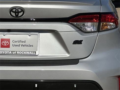 Certified 2025 Toyota Corolla SE image 6