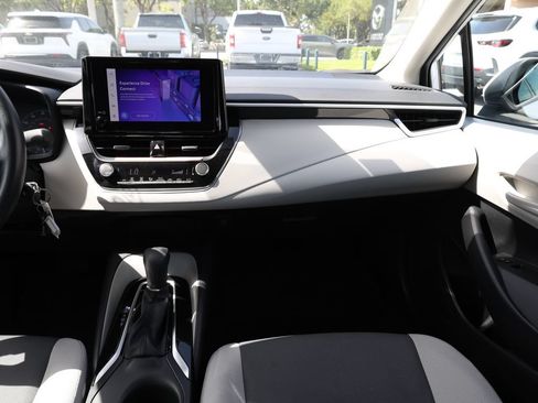 Used 2025 Toyota Corolla LE FWD image 20