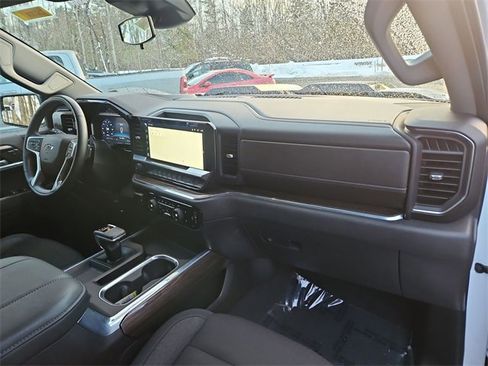 Used 2023 Chevrolet Silverado 1500 LT Trail Boss w/ Protection Package image 28