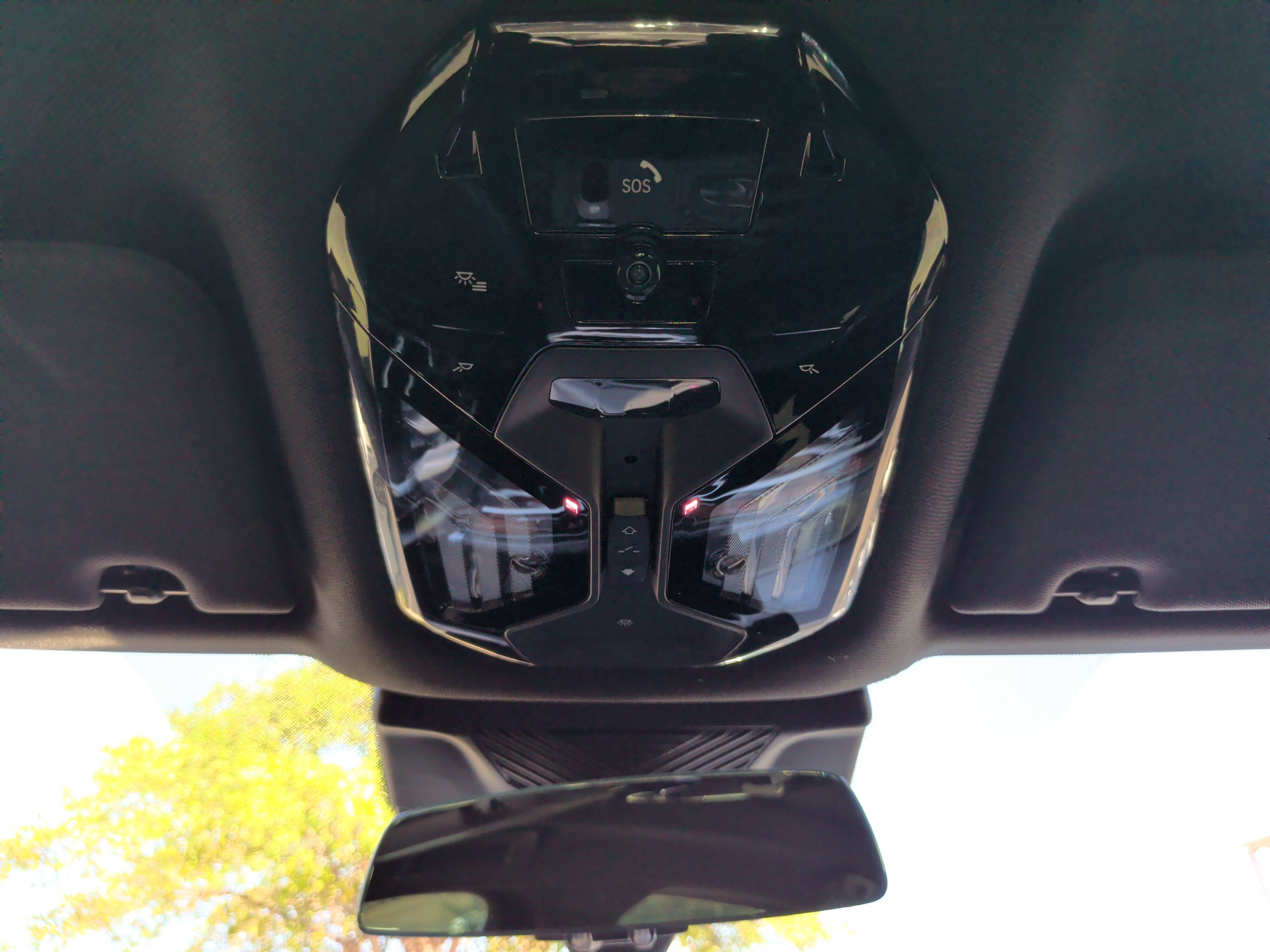 Used 2024 BMW i7 eDrive50 w/ M Sport Package RWD image 31