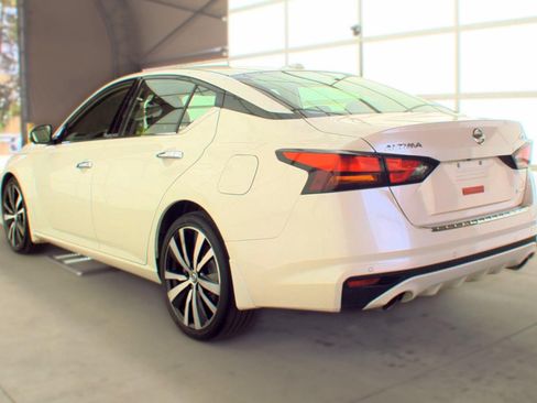 Used 2019 Nissan Altima 2.5 Platinum AWD/4WD image 5