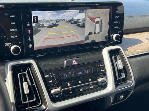 Certified 2023 Kia Sorento SX Prestige image 24